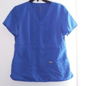 Scrub top